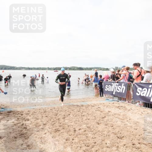 21.06.2026 - Viking Triathlon Michael Strokosch http://msf.ph/oto/9819042 21.06.2026 10:36:51 Schwimmen 219, 404, 526, 648 meine-sportfotos.de