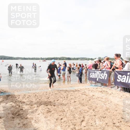 21.06.2026 - Viking Triathlon Michael Strokosch http://msf.ph/oto/9819059 21.06.2026 10:37:28 Schwimmen 64, 89, 370, 455 meine-sportfotos.de