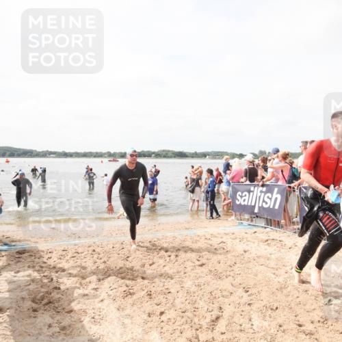 21.06.2026 - Viking Triathlon Michael Strokosch http://msf.ph/oto/9819065 21.06.2026 10:37:42 Schwimmen 111, 239, 450, 513, 545 meine-sportfotos.de