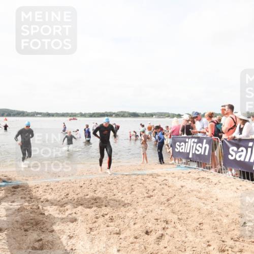21.06.2026 - Viking Triathlon Michael Strokosch http://msf.ph/oto/9819092 21.06.2026 10:38:54 Schwimmen 53, 144, 303, 419, 666 meine-sportfotos.de