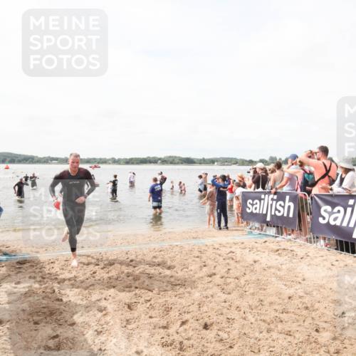 21.06.2026 - Viking Triathlon Michael Strokosch http://msf.ph/oto/9819111 21.06.2026 10:39:45 Schwimmen 400, 442, 485, 519, 634 meine-sportfotos.de