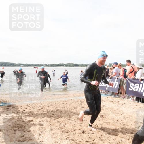 21.06.2026 - Viking Triathlon Michael Strokosch http://msf.ph/oto/9819133 21.06.2026 10:40:30 Schwimmen 34, 150, 195, 301, 398, 425, 496 meine-sportfotos.de