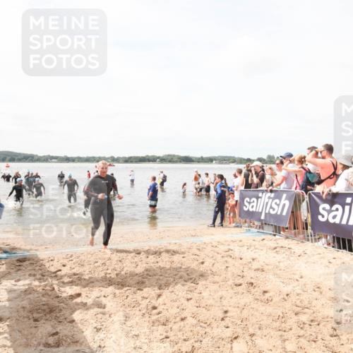 21.06.2026 - Viking Triathlon Michael Strokosch http://msf.ph/oto/9819154 21.06.2026 10:41:25 Schwimmen 95, 96, 179, 356, 578 meine-sportfotos.de