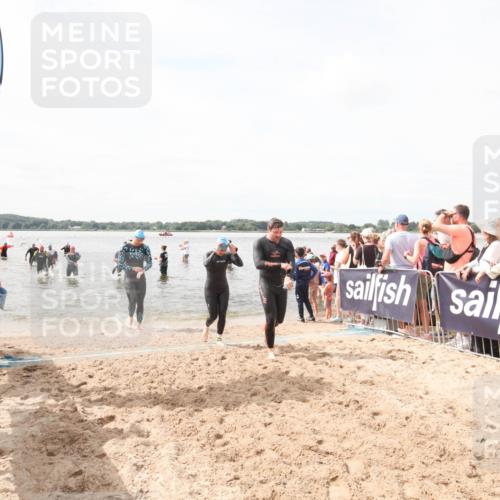 21.06.2026 - Viking Triathlon Michael Strokosch http://msf.ph/oto/9819158 21.06.2026 10:41:33 Schwimmen 96, 165, 262, 327, 429, 578 meine-sportfotos.de