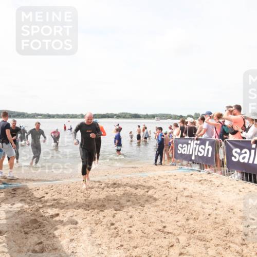 21.06.2026 - Viking Triathlon Michael Strokosch http://msf.ph/oto/9819164 21.06.2026 10:41:49 Schwimmen 83, 143, 162, 339, 452, 522, 608, 655 meine-sportfotos.de