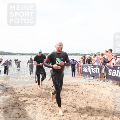 21.06.2026 - Viking Triathlon Michael Strokosch http://msf.ph/oto/9819176 21.06.2026 10:42:12 Schwimmen 44, 86, 94, 134, 188, 193, 399, 438 meine-sportfotos.de