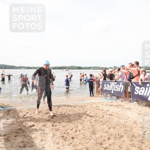 21.06.2026 - Viking Triathlon Michael Strokosch http://msf.ph/oto/9819181 21.06.2026 10:42:19 Schwimmen 86, 94, 188, 193, 266, 279, 399, 492, 516 meine-sportfotos.de