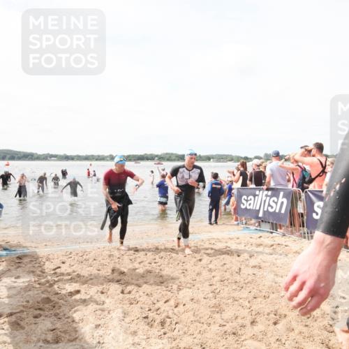 21.06.2026 - Viking Triathlon Michael Strokosch http://msf.ph/oto/9819183 21.06.2026 10:42:22 Schwimmen 188, 266, 279, 399, 492, 516 meine-sportfotos.de