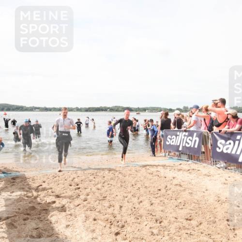 21.06.2026 - Viking Triathlon Michael Strokosch http://msf.ph/oto/9819231 21.06.2026 10:43:46 Schwimmen 93, 163, 230, 231, 234, 351, 459, 470, 663 meine-sportfotos.de