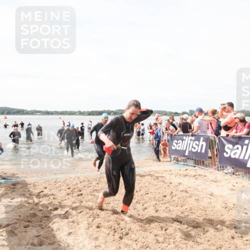21.06.2026 - Viking Triathlon Michael Strokosch http://msf.ph/oto/9819235 21.06.2026 10:43:58 Schwimmen 220, 248, 550, 614 meine-sportfotos.de