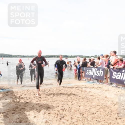 21.06.2026 - Viking Triathlon Michael Strokosch http://msf.ph/oto/9819241 21.06.2026 10:44:18 Schwimmen 22, 318, 617, 632, 641 meine-sportfotos.de