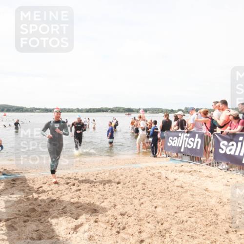 21.06.2026 - Viking Triathlon Michael Strokosch http://msf.ph/oto/9819245 21.06.2026 10:44:24 Schwimmen 22, 423, 602, 617, 632, 641 meine-sportfotos.de
