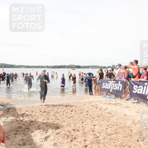 21.06.2026 - Viking Triathlon Michael Strokosch http://msf.ph/oto/9819251 21.06.2026 10:44:56 Schwimmen 350, 377, 531 meine-sportfotos.de