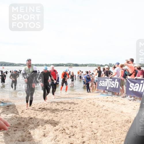 21.06.2026 - Viking Triathlon Michael Strokosch http://msf.ph/oto/9819263 21.06.2026 10:45:11 Schwimmen 33, 36, 308, 310, 329, 345, 369, 415, 445, 577, 658, 668 meine-sportfotos.de