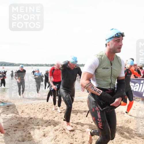 21.06.2026 - Viking Triathlon Michael Strokosch http://msf.ph/oto/9819267 21.06.2026 10:45:13 Schwimmen 36, 151, 308, 310, 329, 345, 366, 369, 415, 445, 577, 668 meine-sportfotos.de