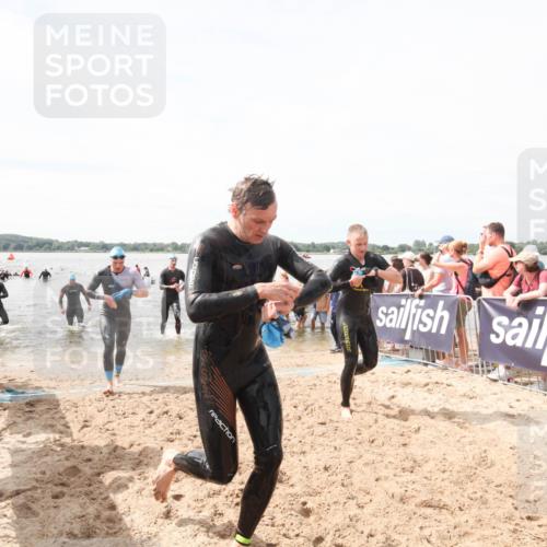 21.06.2026 - Viking Triathlon Michael Strokosch http://msf.ph/oto/9819285 21.06.2026 10:45:35 Schwimmen 37, 85, 105, 147, 158, 273, 274, 302, 376, 540, 635 meine-sportfotos.de