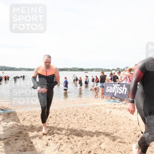 21.06.2026 - Viking Triathlon Michael Strokosch http://msf.ph/oto/9819297 21.06.2026 10:45:45 Schwimmen 54, 376, 540, 562 meine-sportfotos.de
