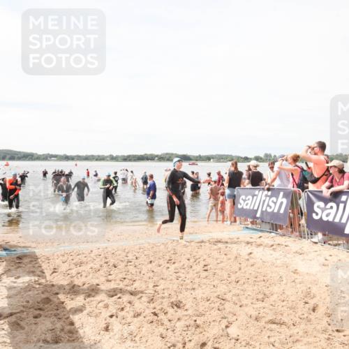 21.06.2026 - Viking Triathlon Michael Strokosch http://msf.ph/oto/9819298 21.06.2026 10:45:59 Schwimmen 172, 196, 389, 405 meine-sportfotos.de