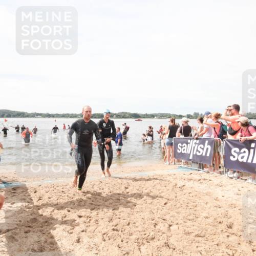 21.06.2026 - Viking Triathlon Michael Strokosch http://msf.ph/oto/9819314 21.06.2026 10:46:26 Schwimmen 91, 322, 324, 403, 494, 497, 555, 563 meine-sportfotos.de