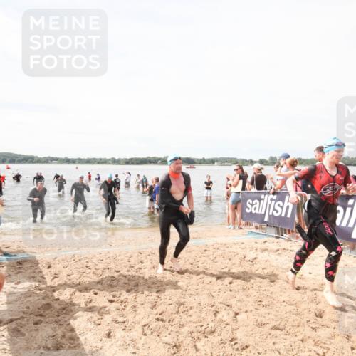 21.06.2026 - Viking Triathlon Michael Strokosch http://msf.ph/oto/9819321 21.06.2026 10:46:42 Schwimmen 156, 260, 363, 388, 414, 650, 654 meine-sportfotos.de