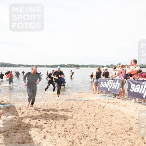 21.06.2026 - Viking Triathlon Michael Strokosch http://msf.ph/oto/9819323 21.06.2026 10:46:44 Schwimmen 156, 260, 363, 388, 414, 650 meine-sportfotos.de