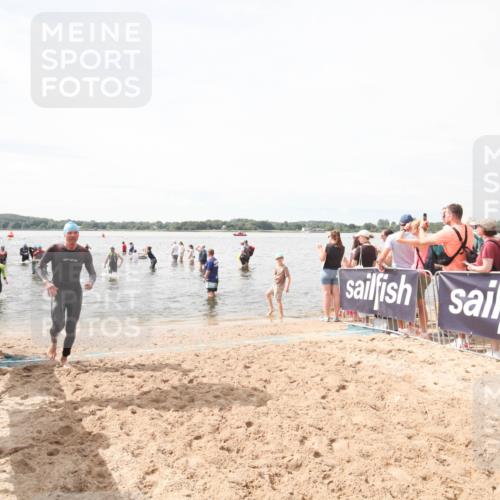 21.06.2026 - Viking Triathlon Michael Strokosch http://msf.ph/oto/9819343 21.06.2026 10:47:16 Schwimmen 321, 346, 458 meine-sportfotos.de