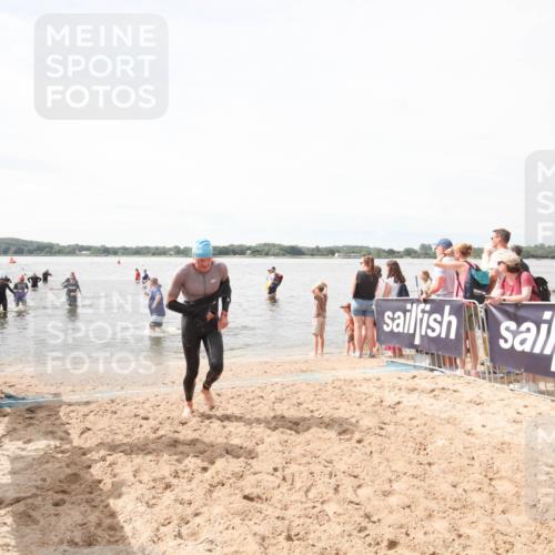 21.06.2026 - Viking Triathlon Michael Strokosch http://msf.ph/oto/9819360 21.06.2026 10:48:00 Schwimmen 60, 574 meine-sportfotos.de
