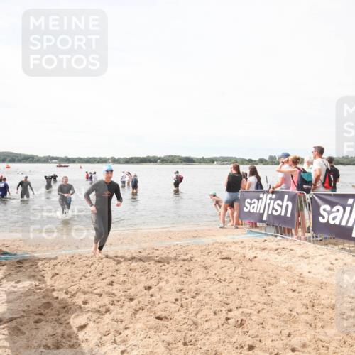 21.06.2026 - Viking Triathlon Michael Strokosch http://msf.ph/oto/9819378 21.06.2026 10:49:03 Schwimmen 223, 378, 434, 549 meine-sportfotos.de