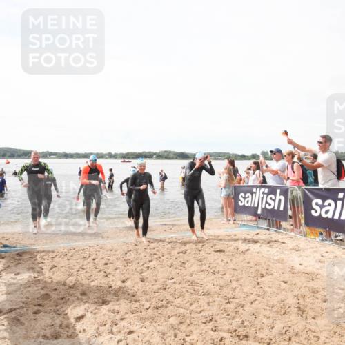 21.06.2026 - Viking Triathlon Michael Strokosch http://msf.ph/oto/9819400 21.06.2026 10:50:22 Schwimmen 78, 115, 135, 250, 254, 605, 630 meine-sportfotos.de
