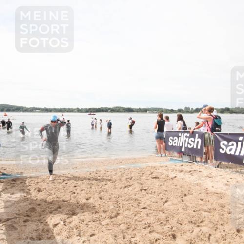 21.06.2026 - Viking Triathlon Michael Strokosch http://msf.ph/oto/9819405 21.06.2026 10:50:36 Schwimmen 261, 382 meine-sportfotos.de