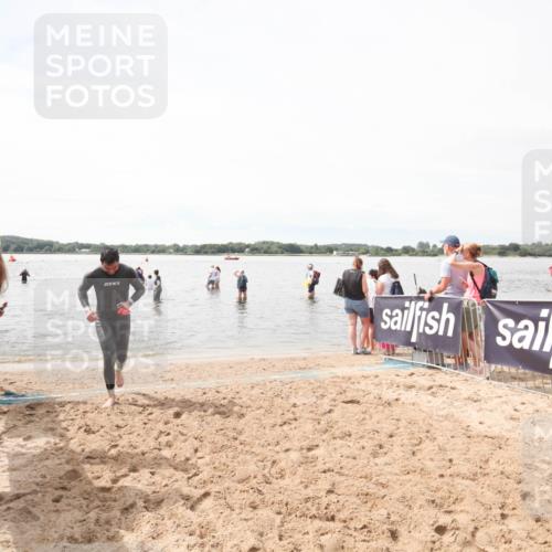 21.06.2026 - Viking Triathlon Michael Strokosch http://msf.ph/oto/9819426 21.06.2026 10:52:39 Schwimmen 624 meine-sportfotos.de