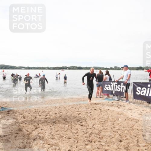 21.06.2026 - Viking Triathlon Michael Strokosch http://msf.ph/oto/9819455 21.06.2026 10:54:42 Schwimmen 413, 504, 613 meine-sportfotos.de