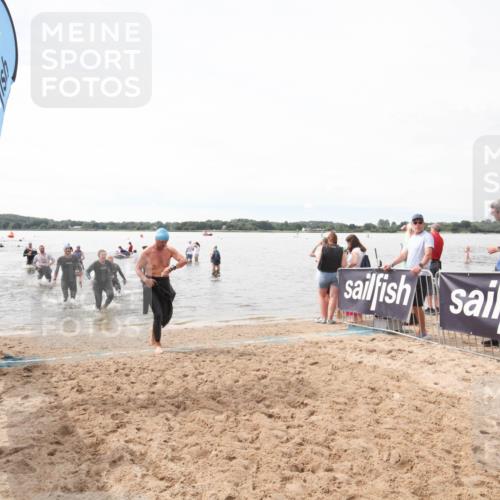 21.06.2026 - Viking Triathlon Michael Strokosch http://msf.ph/oto/9819458 21.06.2026 10:54:53 Schwimmen 244, 275, 424, 504 meine-sportfotos.de
