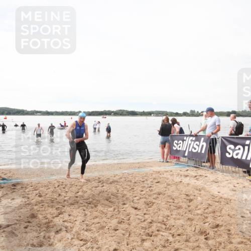 21.06.2026 - Viking Triathlon Michael Strokosch http://msf.ph/oto/9819465 21.06.2026 10:55:10 Schwimmen 160, 309 meine-sportfotos.de