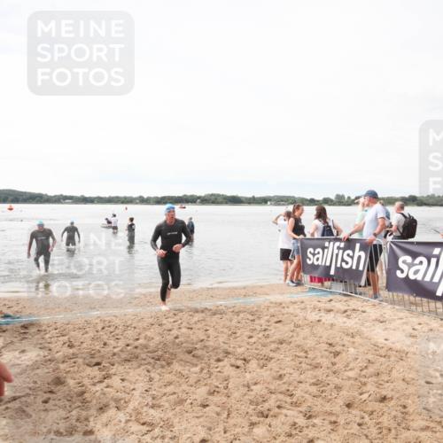 21.06.2026 - Viking Triathlon Michael Strokosch http://msf.ph/oto/9819469 21.06.2026 10:55:41 Schwimmen 81, 417 meine-sportfotos.de