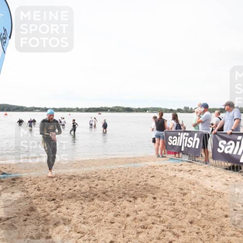 21.06.2026 - Viking Triathlon Michael Strokosch http://msf.ph/oto/9819472 21.06.2026 10:56:01 Schwimmen 77, 264 meine-sportfotos.de