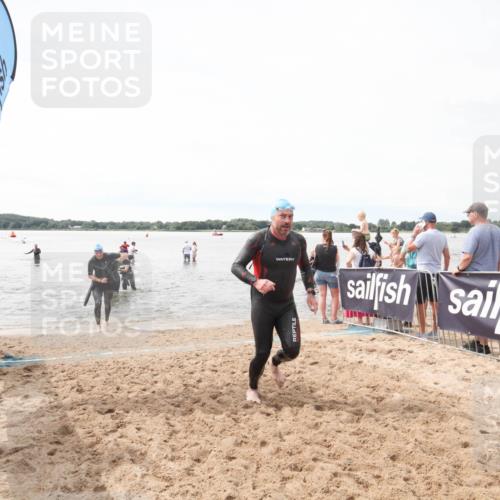 21.06.2026 - Viking Triathlon Michael Strokosch http://msf.ph/oto/9819476 21.06.2026 10:56:26 Schwimmen 24, 357, 502 meine-sportfotos.de