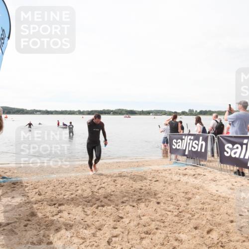 21.06.2026 - Viking Triathlon Michael Strokosch http://msf.ph/oto/9819480 21.06.2026 10:57:20 Schwimmen 401 meine-sportfotos.de
