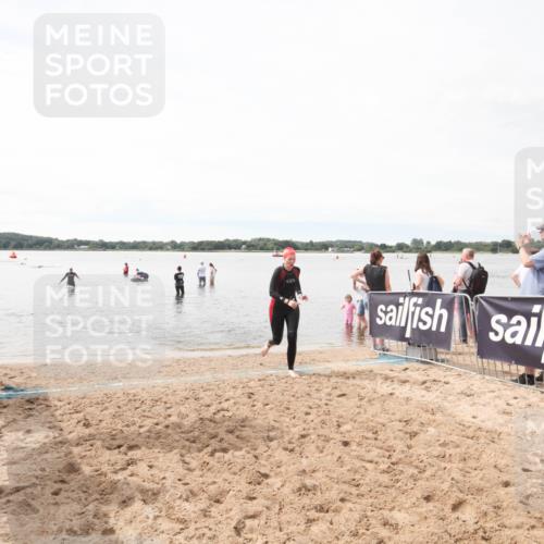 21.06.2026 - Viking Triathlon Michael Strokosch http://msf.ph/oto/9819481 21.06.2026 10:57:40 Schwimmen 652 meine-sportfotos.de