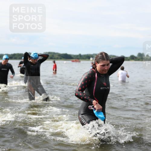 21.06.2026 - Viking Triathlon Michael Strokosch http://msf.ph/oto/9819504 21.06.2026 10:45:21 Schwimmen 37, 48, 54, 85, 105, 147, 158, 258, 273, 274, 302, 354, 376, 540, 562, 635 meine-sportfotos.de