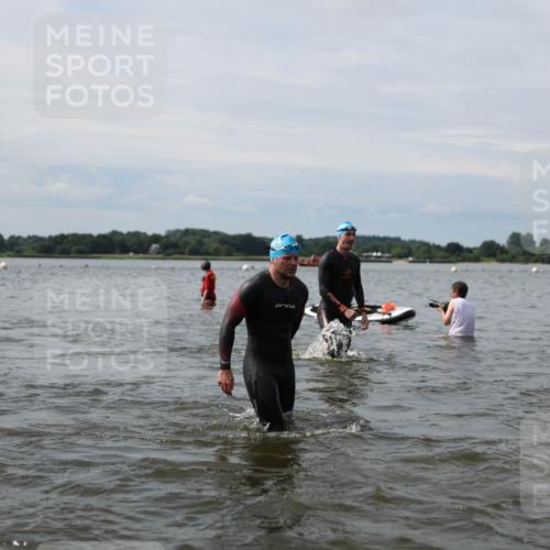 21.06.2026 - Viking Triathlon Michael Strokosch http://msf.ph/oto/9819520 21.06.2026 10:45:27 Schwimmen 37, 48, 54, 85, 105, 147, 158, 273, 274, 302, 354, 376, 540, 562, 635 meine-sportfotos.de