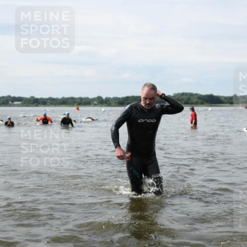 21.06.2026 - Viking Triathlon Michael Strokosch http://msf.ph/oto/9819529 21.06.2026 10:45:33 Schwimmen 37, 54, 85, 158, 376, 540, 562 meine-sportfotos.de