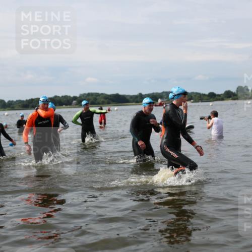 21.06.2026 - Viking Triathlon Michael Strokosch http://msf.ph/oto/9819536 21.06.2026 10:45:50 Schwimmen 138, 172, 196, 245, 331, 389, 405, 448, 510, 534, 539 meine-sportfotos.de