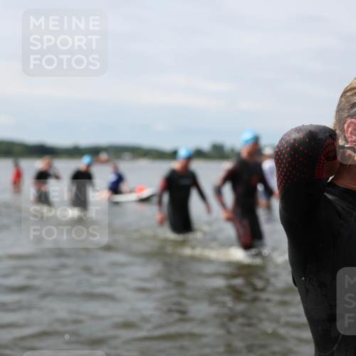 21.06.2026 - Viking Triathlon Michael Strokosch http://msf.ph/oto/9819562 21.06.2026 10:45:58 Schwimmen 107, 138, 172, 196, 245, 331, 389, 403, 405, 448, 494, 510, 534, 539, 555, 563 meine-sportfotos.de