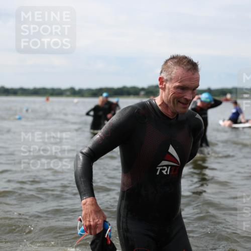 21.06.2026 - Viking Triathlon Michael Strokosch http://msf.ph/oto/9819569 21.06.2026 10:46:02 Schwimmen 91, 107, 138, 196, 245, 322, 324, 331, 389, 403, 405, 448, 494, 510, 534, 539, 555, 563 meine-sportfotos.de