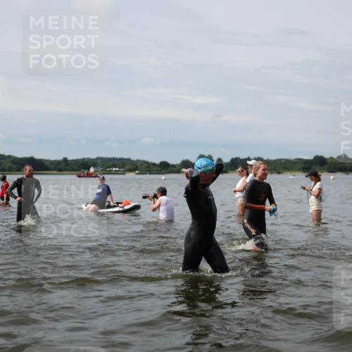 21.06.2026 - Viking Triathlon Michael Strokosch http://msf.ph/oto/9819575 21.06.2026 10:46:05 Schwimmen 91, 107, 138, 245, 322, 324, 331, 403, 448, 494, 497, 510, 534, 539, 555, 563 meine-sportfotos.de