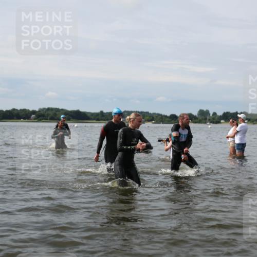 21.06.2026 - Viking Triathlon Michael Strokosch http://msf.ph/oto/9819579 21.06.2026 10:46:09 Schwimmen 91, 107, 322, 324, 403, 448, 494, 497, 510, 555, 563 meine-sportfotos.de