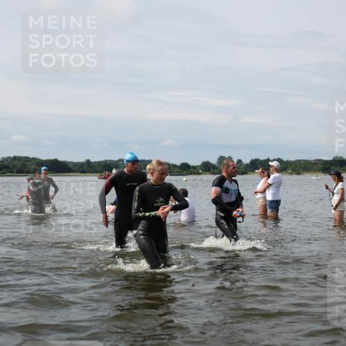 21.06.2026 - Viking Triathlon Michael Strokosch http://msf.ph/oto/9819581 21.06.2026 10:46:09 Schwimmen 91, 107, 322, 324, 403, 448, 494, 497, 510, 555, 563 meine-sportfotos.de