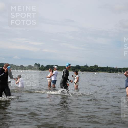 21.06.2026 - Viking Triathlon Michael Strokosch http://msf.ph/oto/9819586 21.06.2026 10:46:15 Schwimmen 91, 107, 322, 324, 388, 403, 494, 497, 555, 563, 654 meine-sportfotos.de