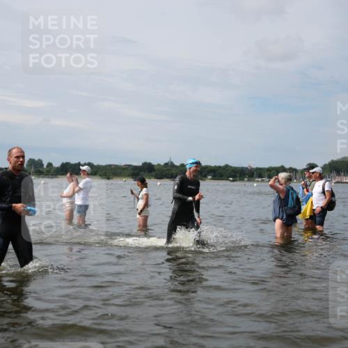 21.06.2026 - Viking Triathlon Michael Strokosch http://msf.ph/oto/9819589 21.06.2026 10:46:16 Schwimmen 91, 107, 322, 324, 388, 403, 494, 497, 555, 563, 654 meine-sportfotos.de